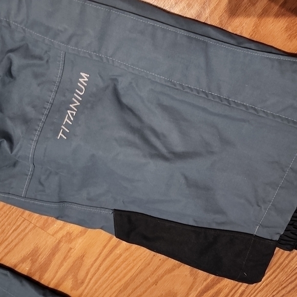 Columbia snow pants med - Picture 2 of 16